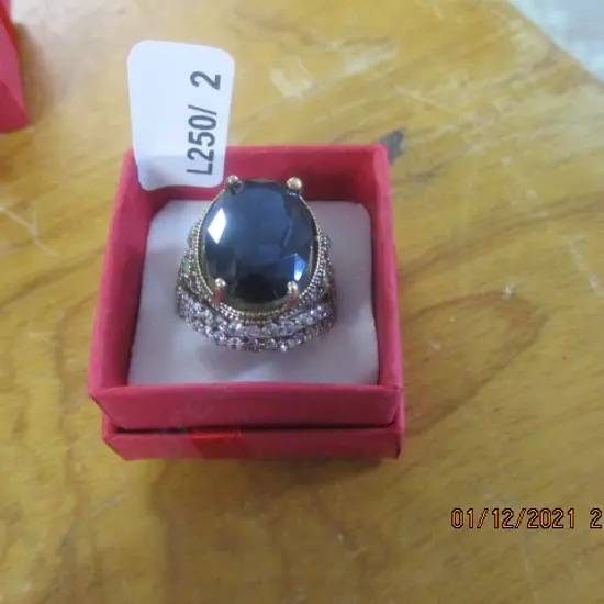 Dress Ring