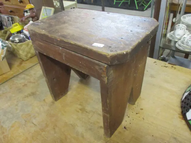Wooden Stool Image 1++