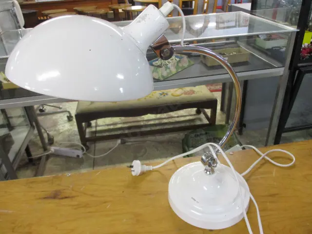 Table Lamp Image 1++
