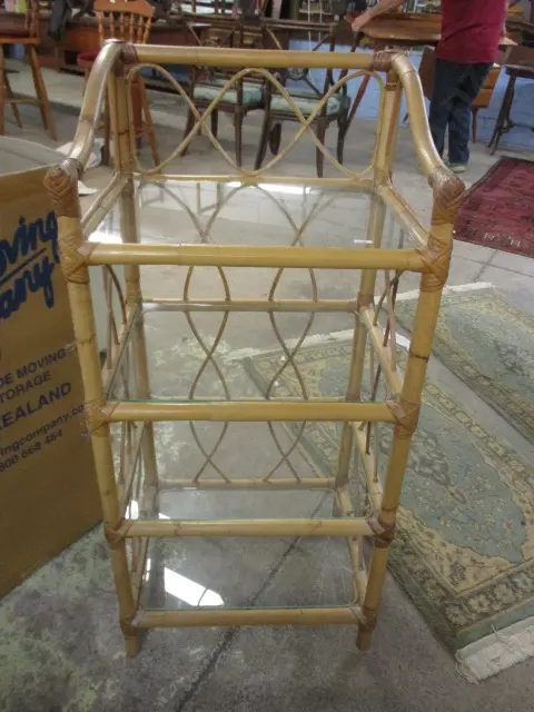 Cane Shelf Image 1++