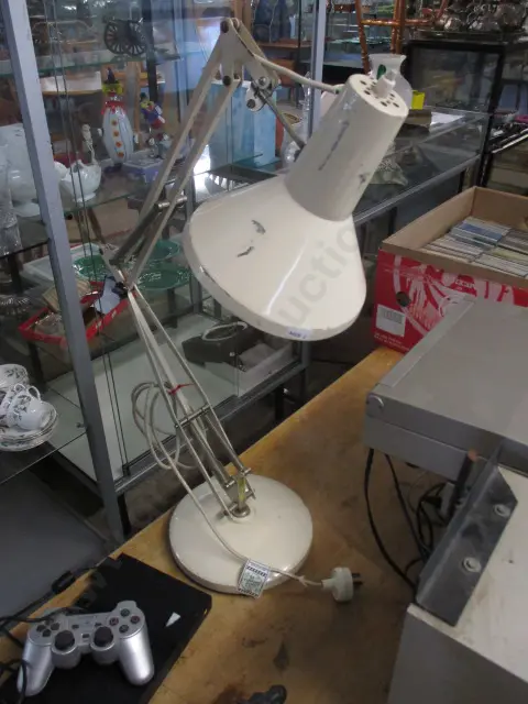 Anglepoise Lamp Image 1++