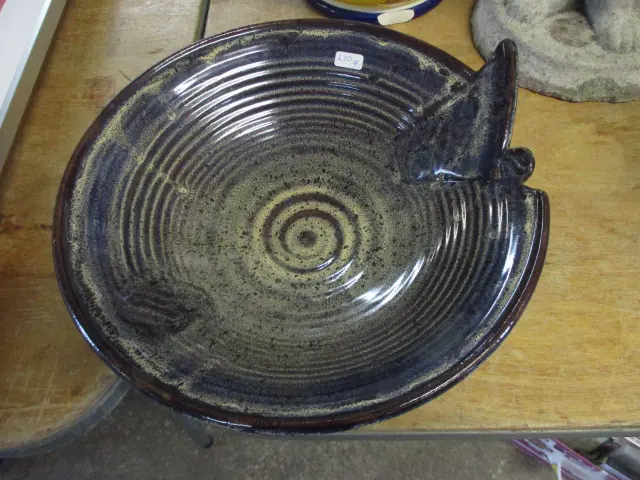 Pottery Bowl Image 1++