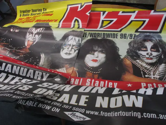 Double Kiss Poster Image 1++