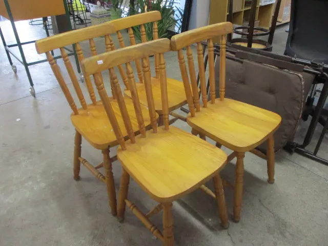 4 Dining Chairs Image 1++