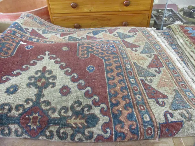 Hand Knotted Rug Image 1++