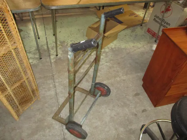Handtruck Image 1++