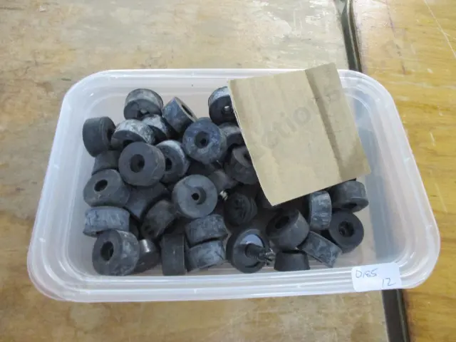 Rubber Feet Image 1++