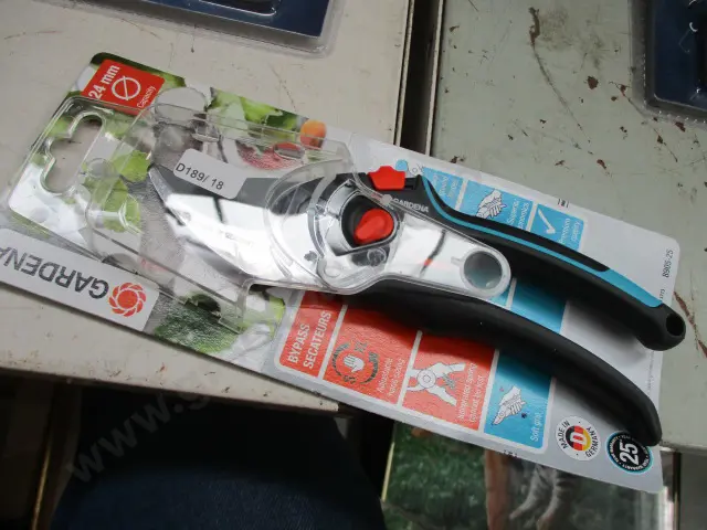 Pruner Image 1++
