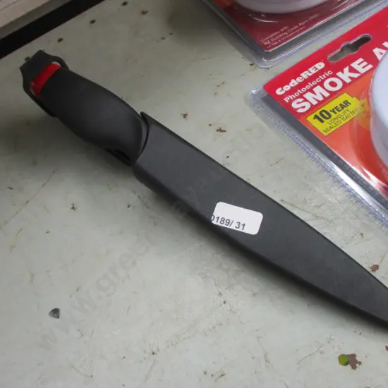 Knife