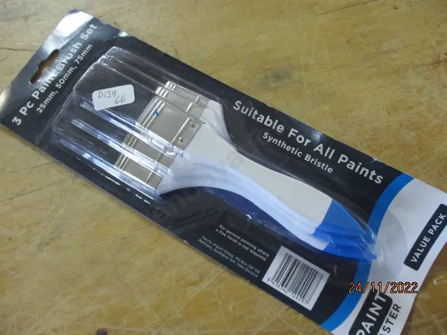 Paintbrushes Image 1++