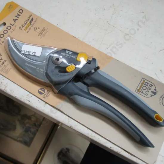 Pruner