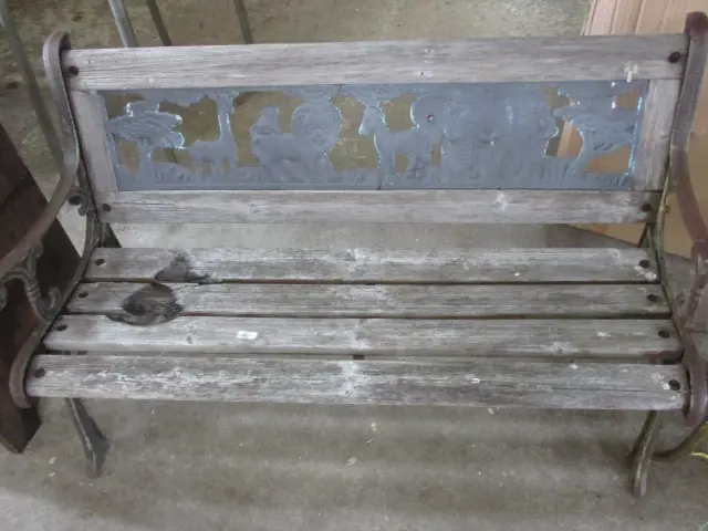 Kids Bench Image 1++