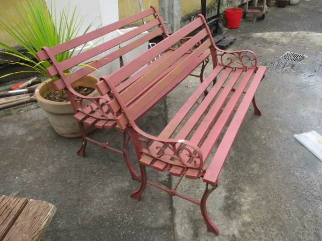 2 Garden Benches Image 1++