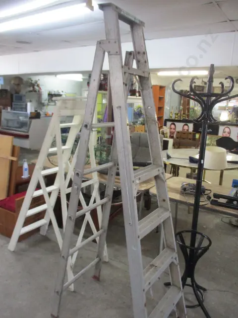 Ladder Image 1++