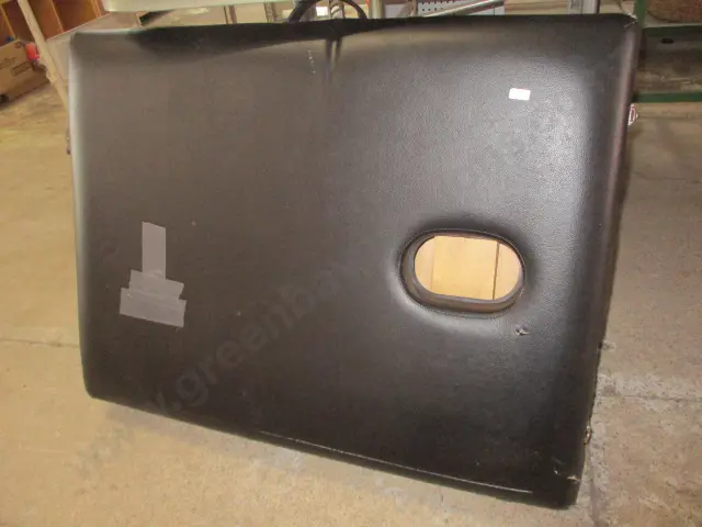 Massage Table Image 1++