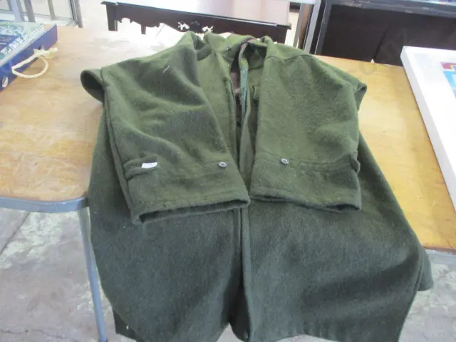 Swandri Bush Jacket Image 1++