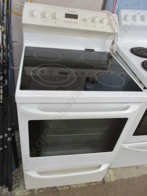 Ceramic Top Stove Image 1++