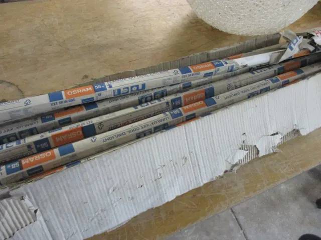 Flouro Tubes Image 1++