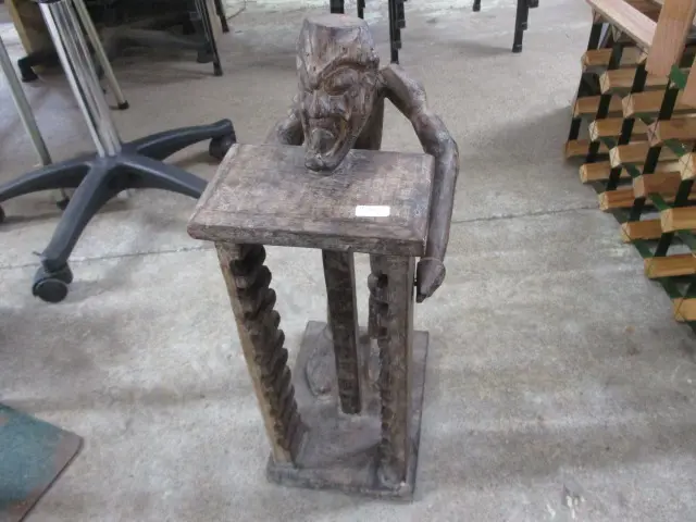 Cd Stand Image 1++