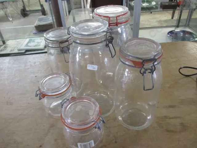 Jars Image 1++