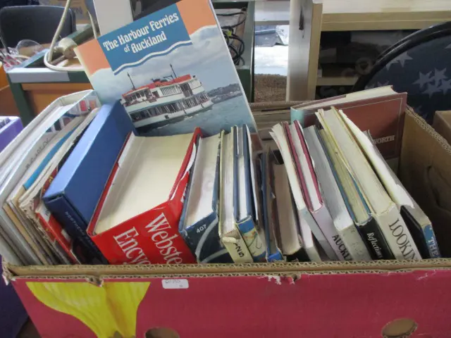 Books Image 1++