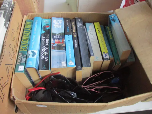 Books Image 1++