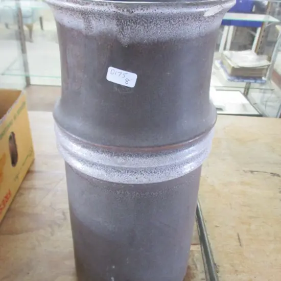 German Vase (af)