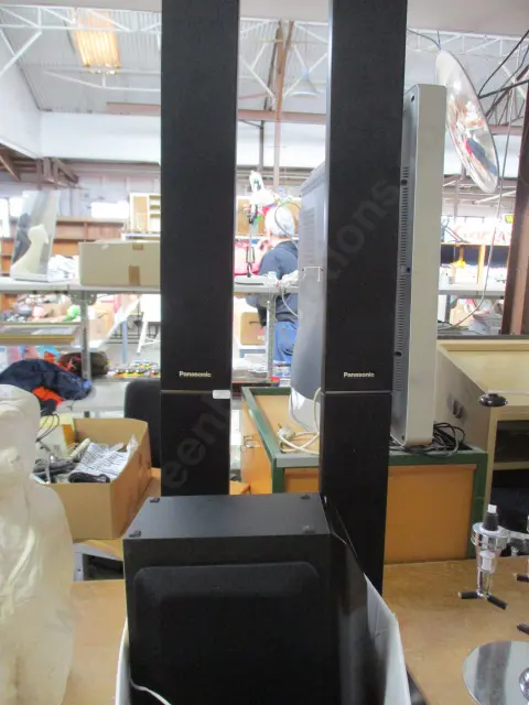 Speakers Image 1++