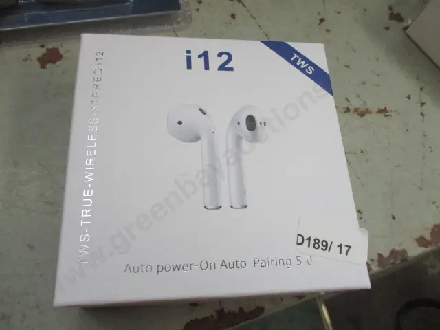 Ear Buds Image 1++