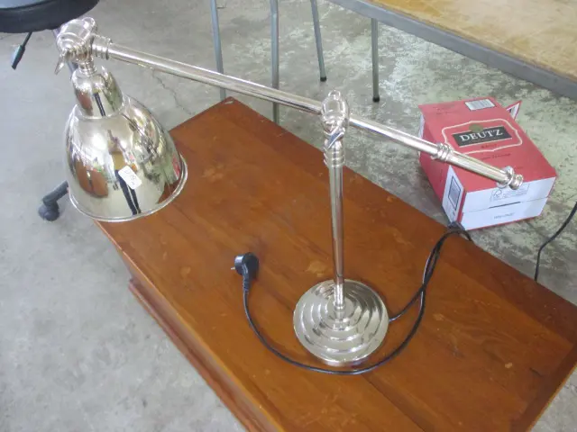 Table Lamp Image 1++