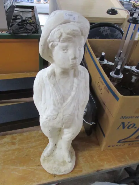 Garden Figure Image 1++
