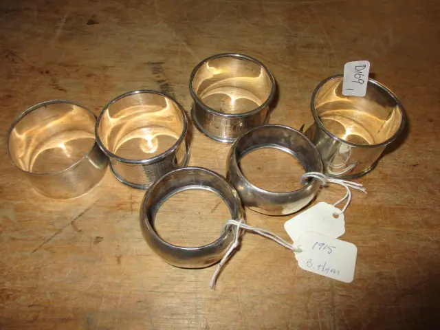 Silver Napkin Rings Image 1++