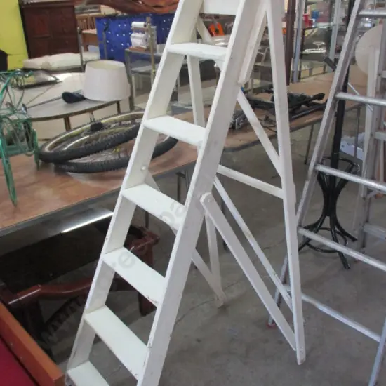Ladder