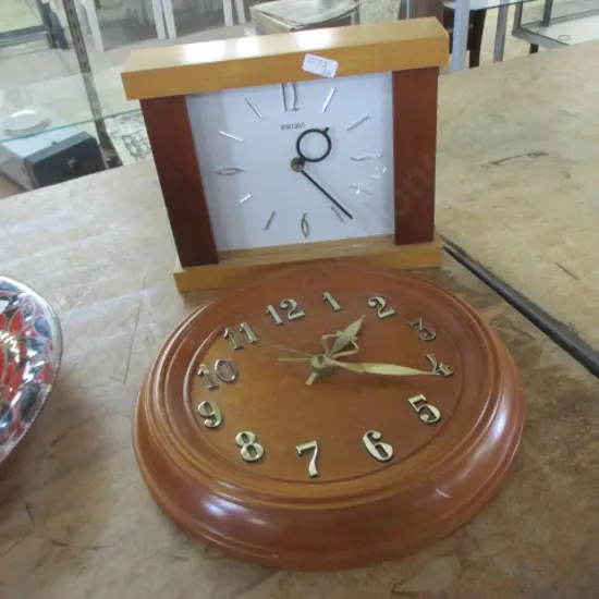 2 Clocks