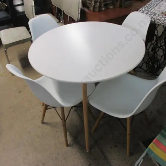 Table and 4 Chairs