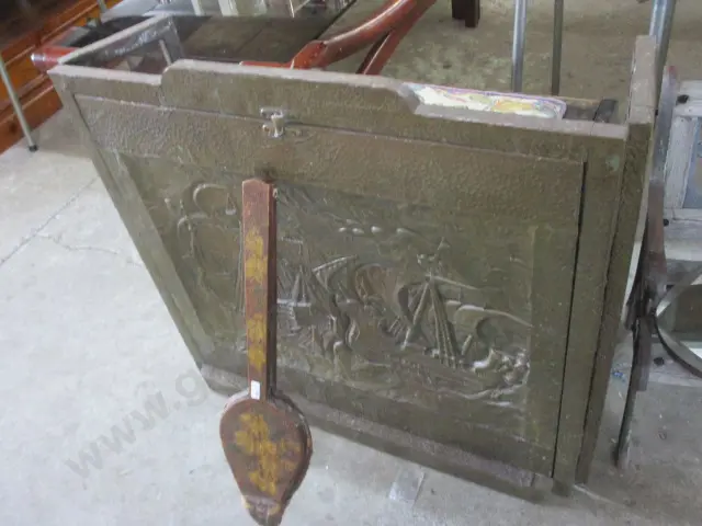 Bellows and Screen Image 1++