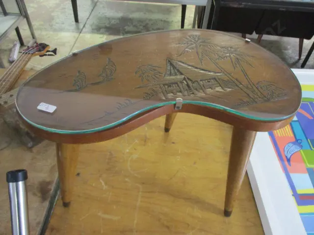 Side Table Image 1++