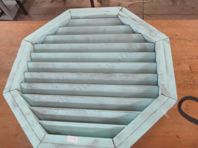 Attic Vent Image 1++