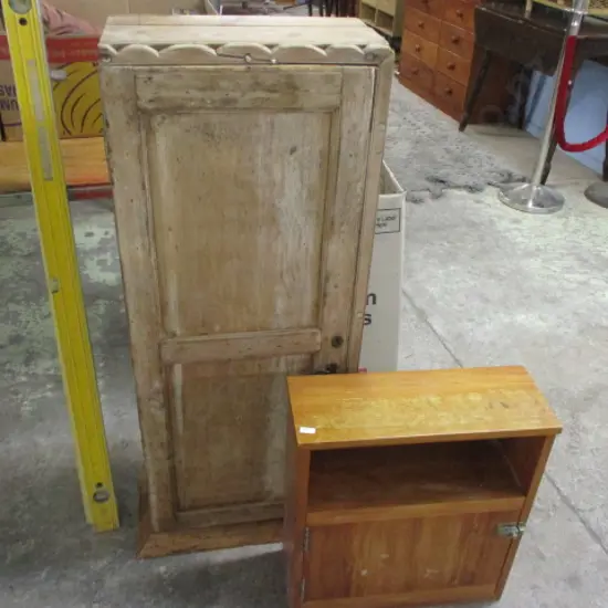 2 Wooden Cabinets
