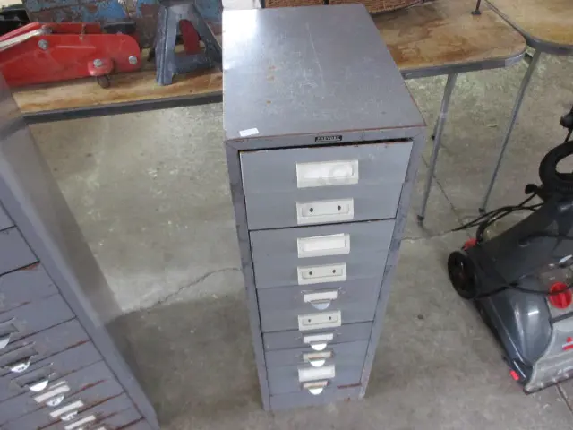Filing Drawers Image 1++