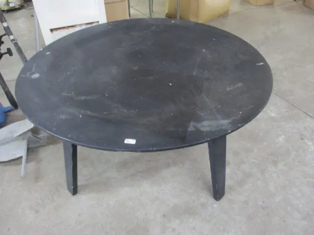 Side Table Image 1++