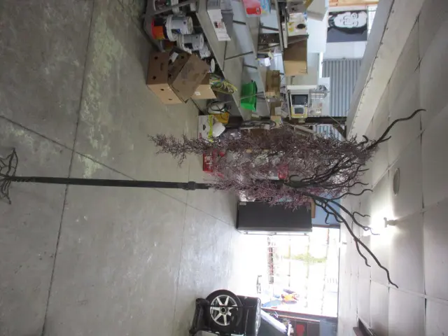 Metal Stand Image 1++