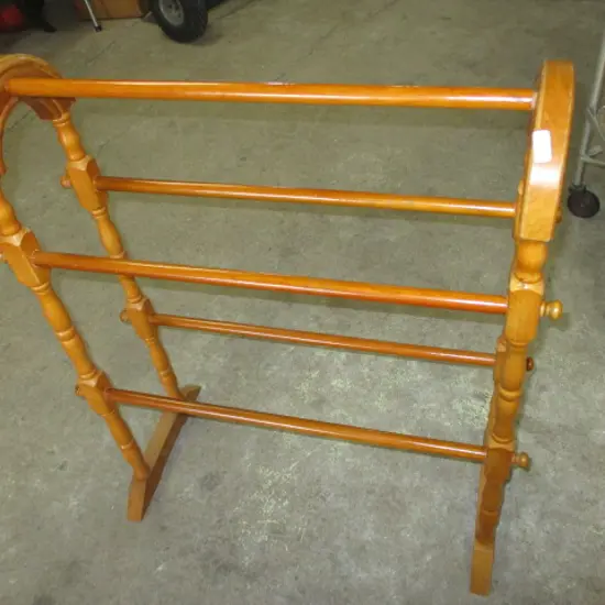 Towel Rack