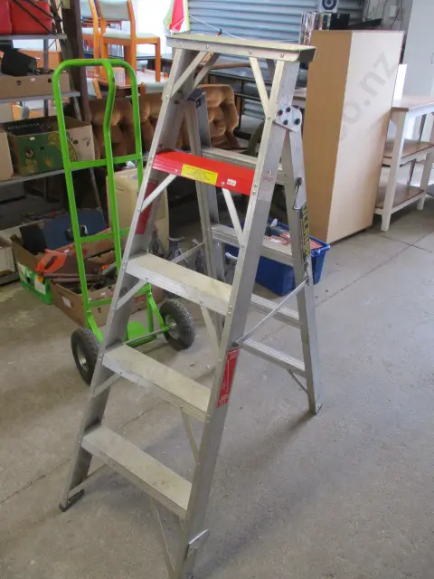 Ladder Image 1++