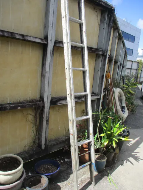 Ladder Image 1++