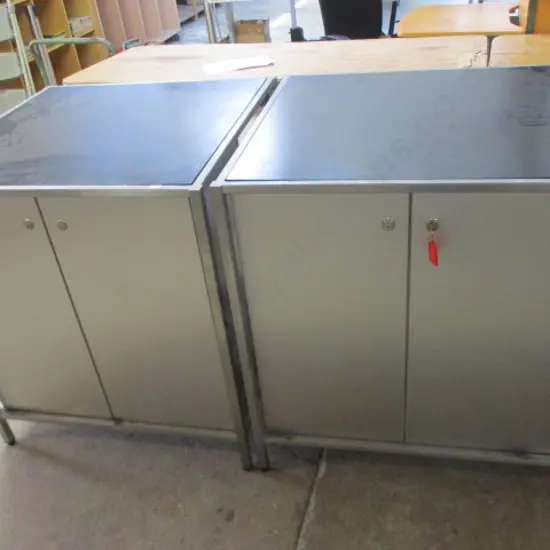 Pr Locking Cabinets