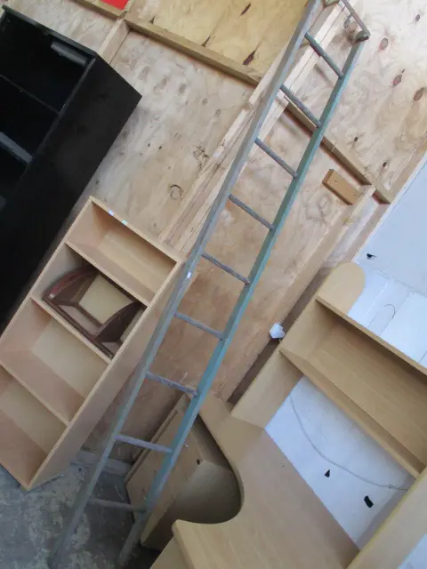 Ladder Image 1++