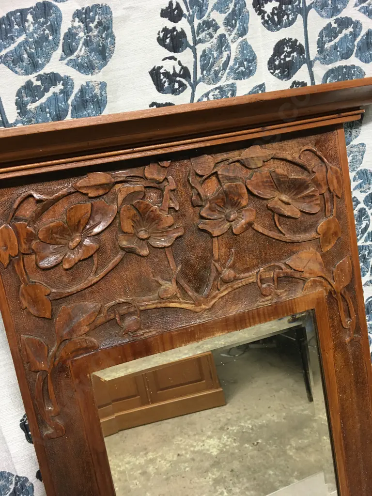 CARVED KAURI TALL DRESSING MIRROR Image 1++