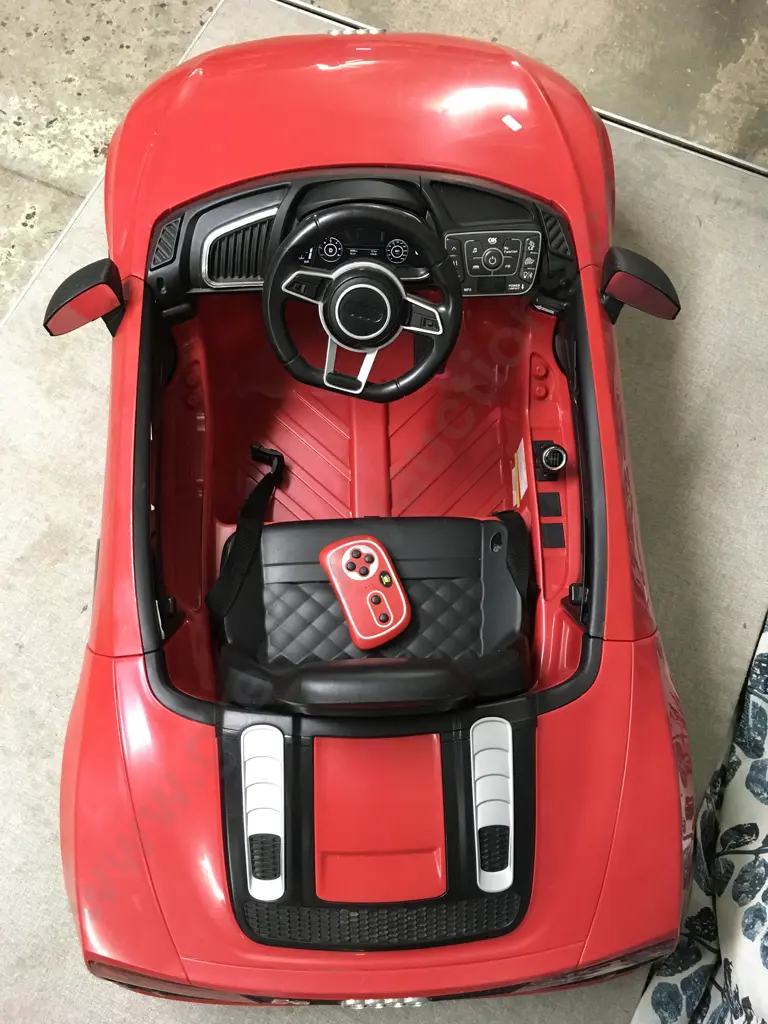 RIDE ON TOY CAR FOR KIDS AUDI R8 SPYDER Image 1++