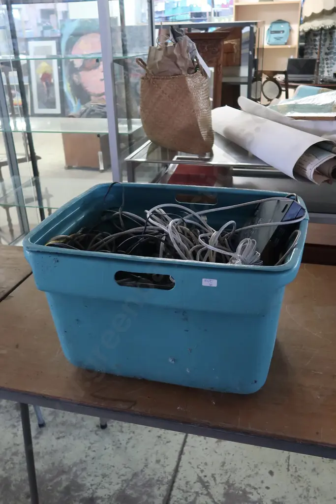 BUCKET OF ELECTRICAL CORDS AND ETHERNET CABLES AND VARIOUS LEADS Image 1++